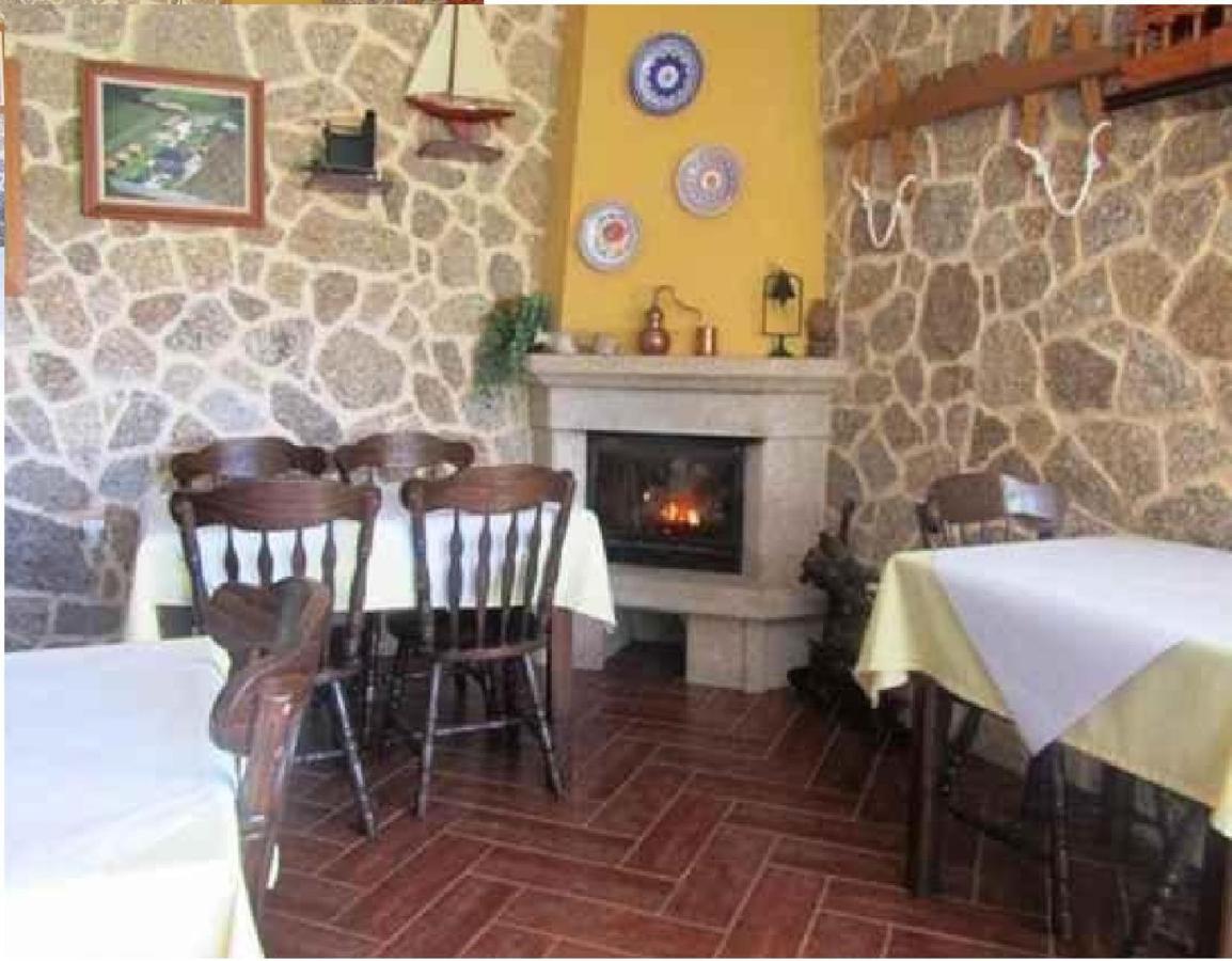 Casa Jesus Turismo Rural Лирес Экстерьер фото
